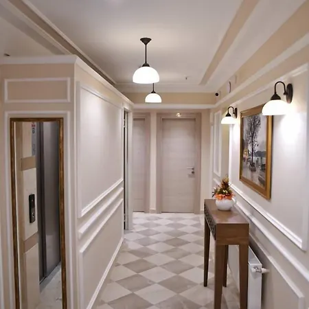 Mavirem Hotel