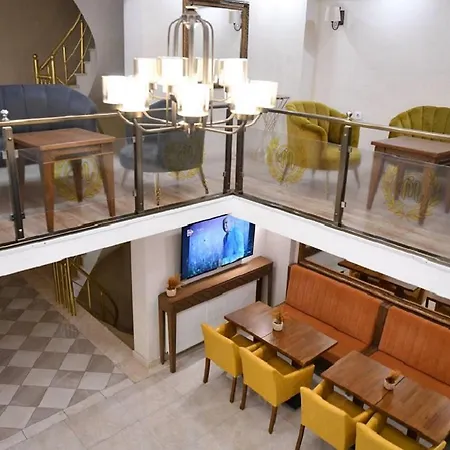 Mavirem Hotel *