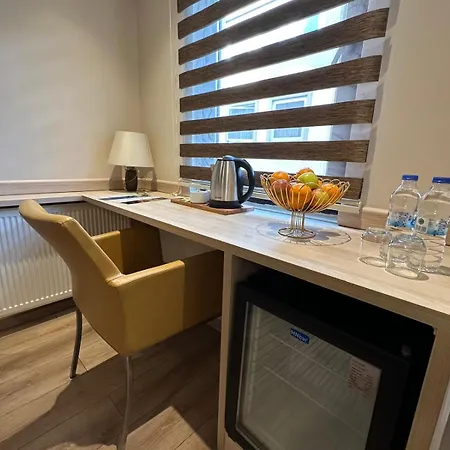 Hotel Mavirem *