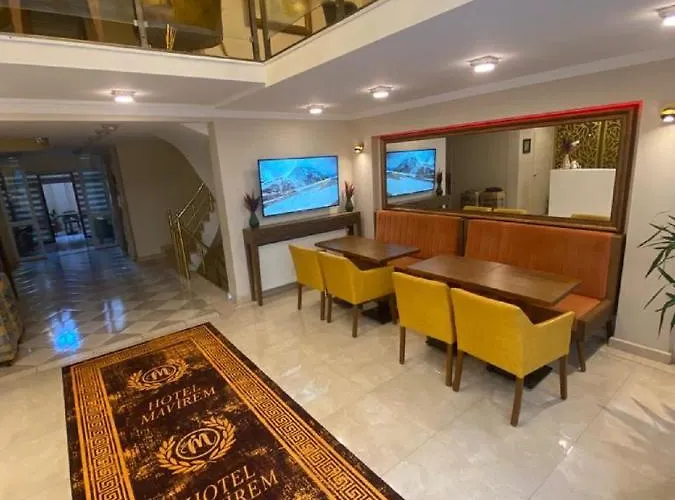 Mavirem Hotel *
