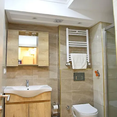Mavirem Hotel *